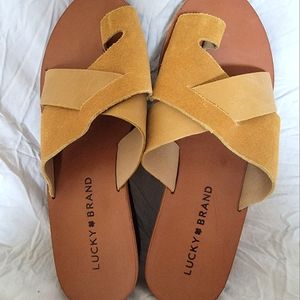Lucky mustard color suede sandals sz 6